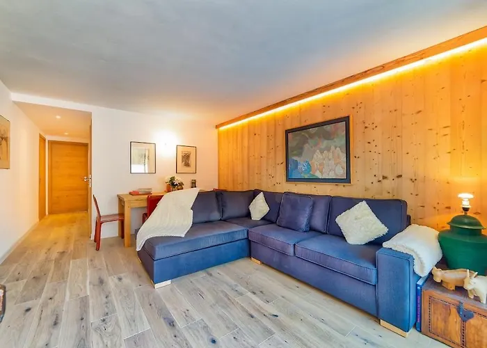 California Apartment *